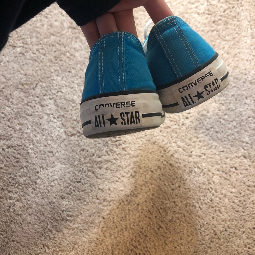 Converse - Picture 3 of 5